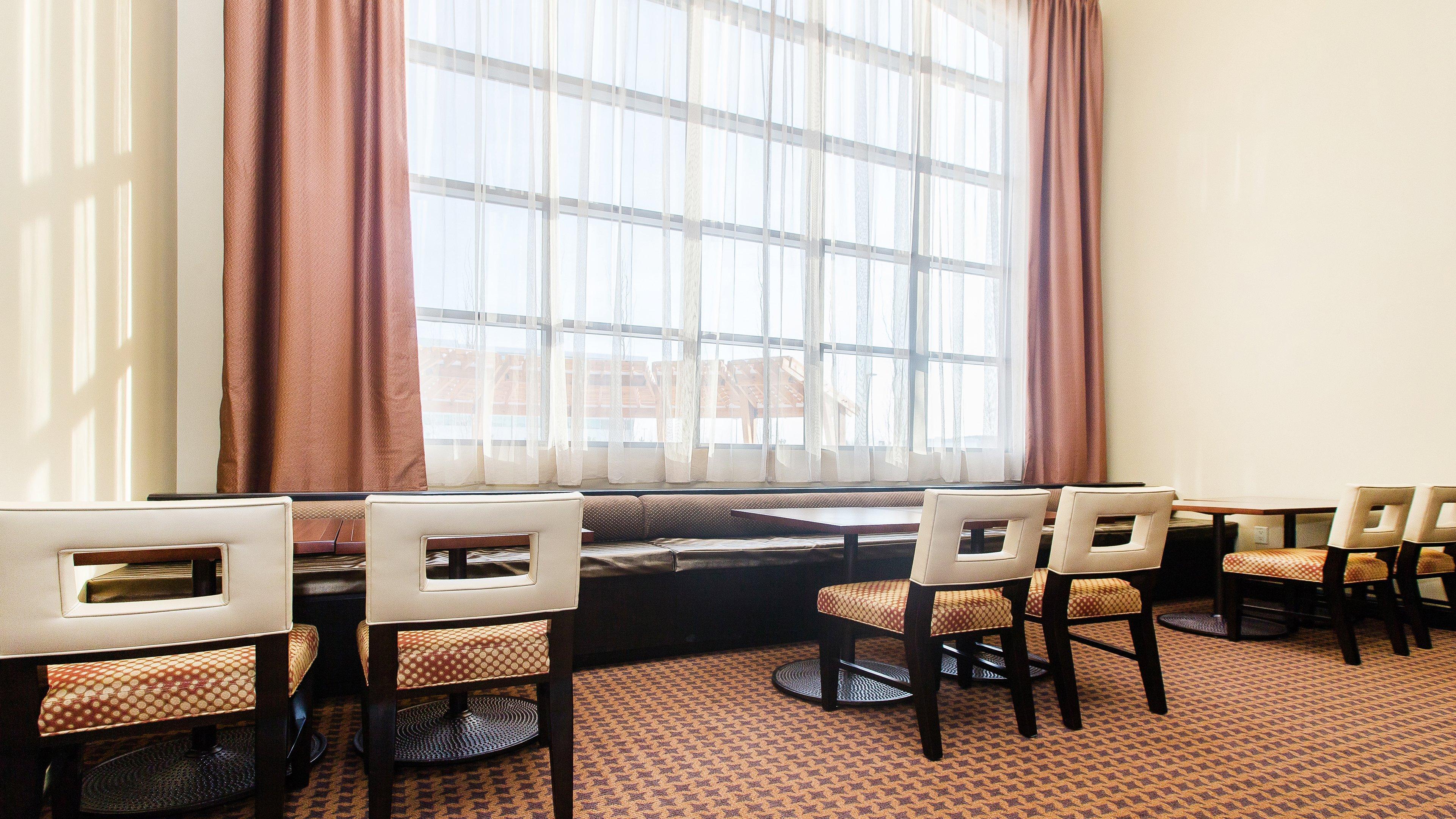 Staybridge Suites West Edmonton By Ihg Zewnętrze zdjęcie