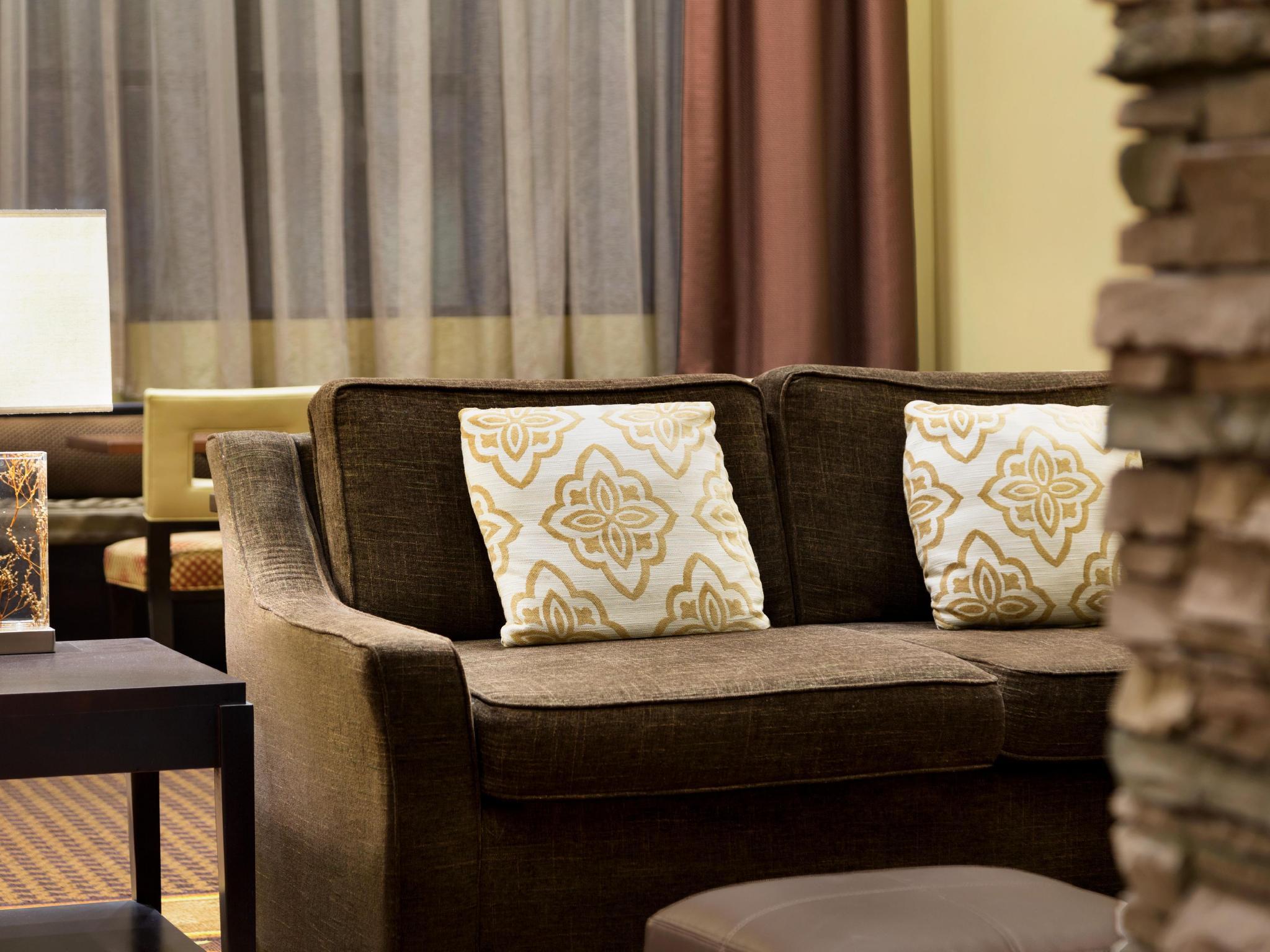 Staybridge Suites West Edmonton By Ihg Zewnętrze zdjęcie
