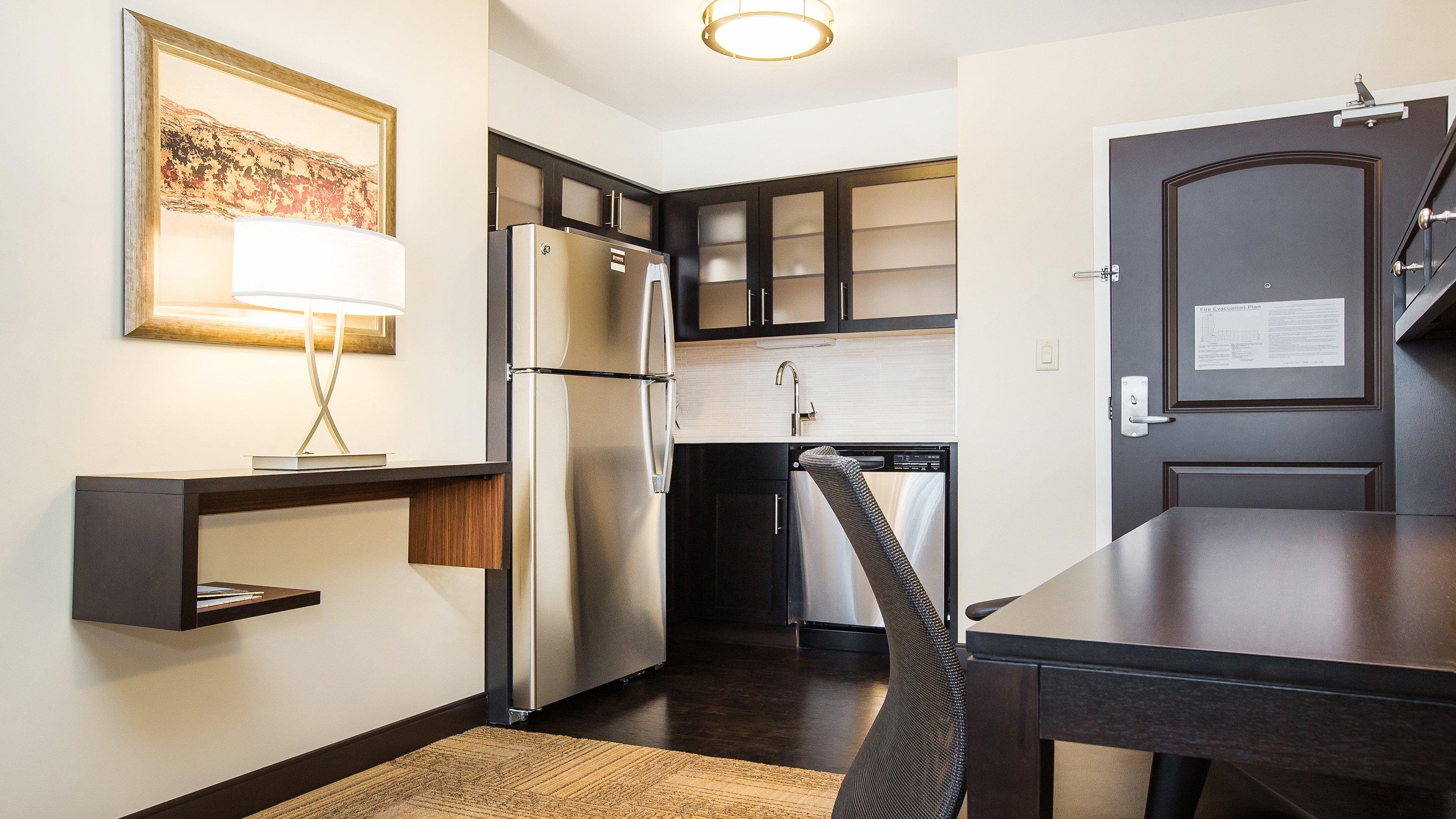 Staybridge Suites West Edmonton By Ihg Zewnętrze zdjęcie