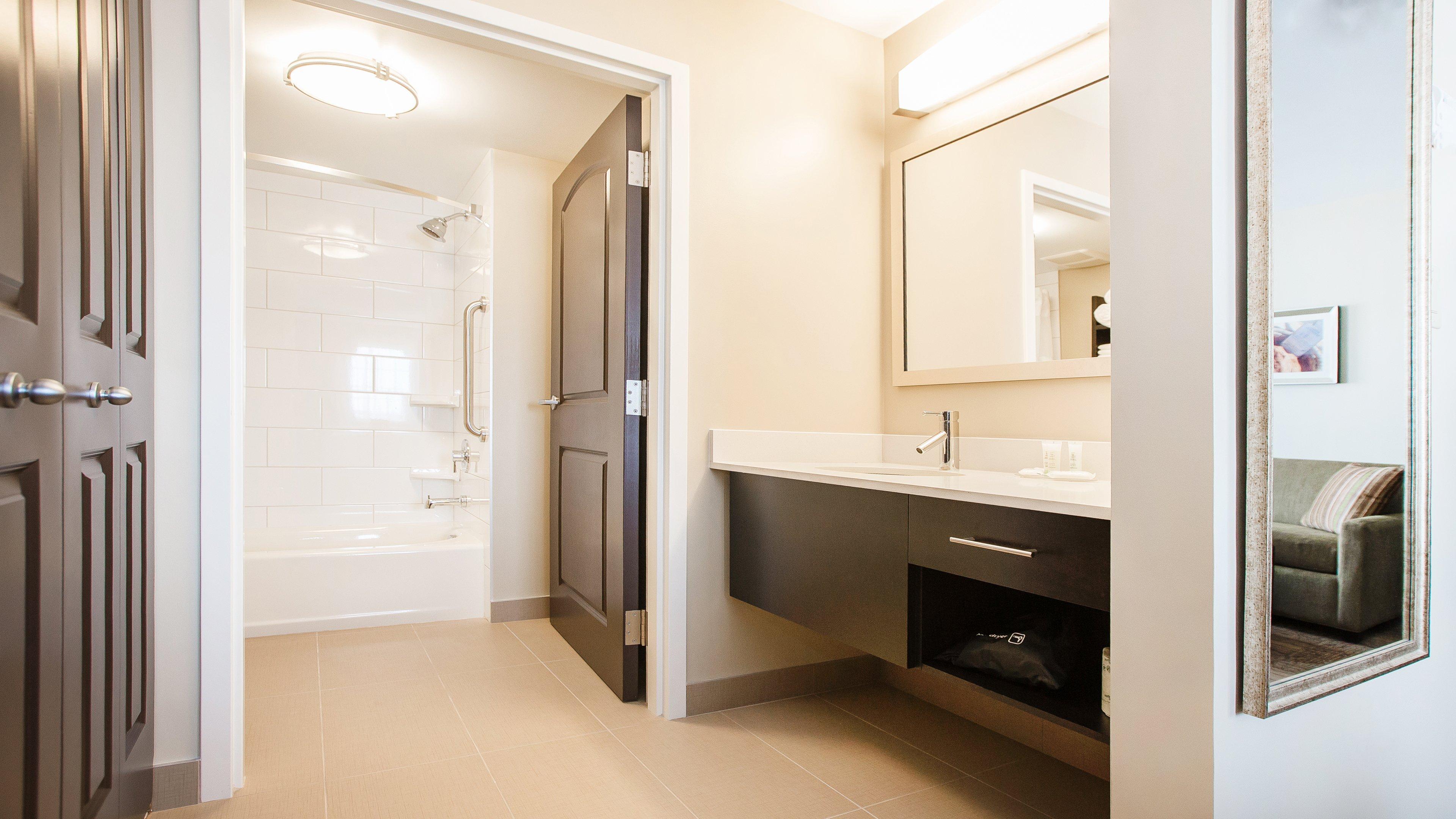 Staybridge Suites West Edmonton By Ihg Zewnętrze zdjęcie