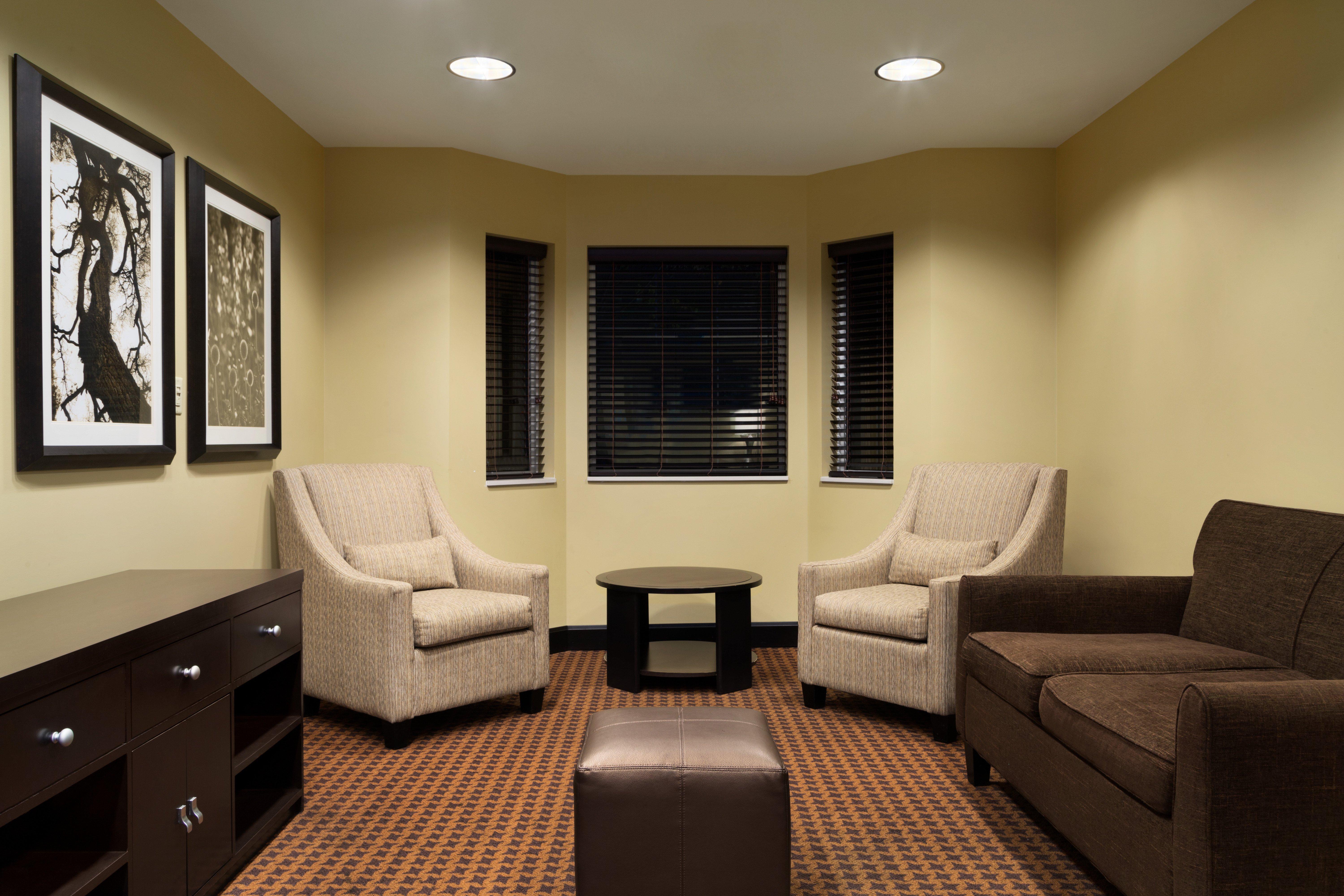 Staybridge Suites West Edmonton By Ihg Zewnętrze zdjęcie