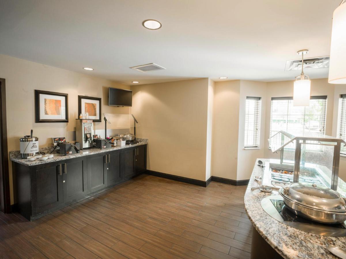Staybridge Suites West Edmonton By Ihg Zewnętrze zdjęcie